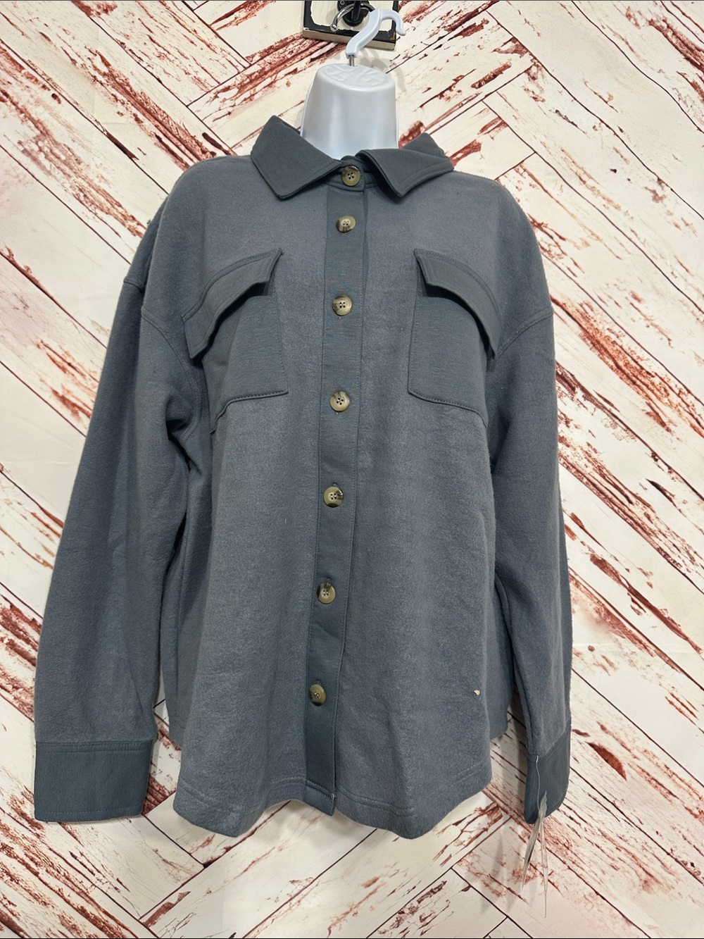 NWT Steve Madden Slate Gray Button-Front shacket